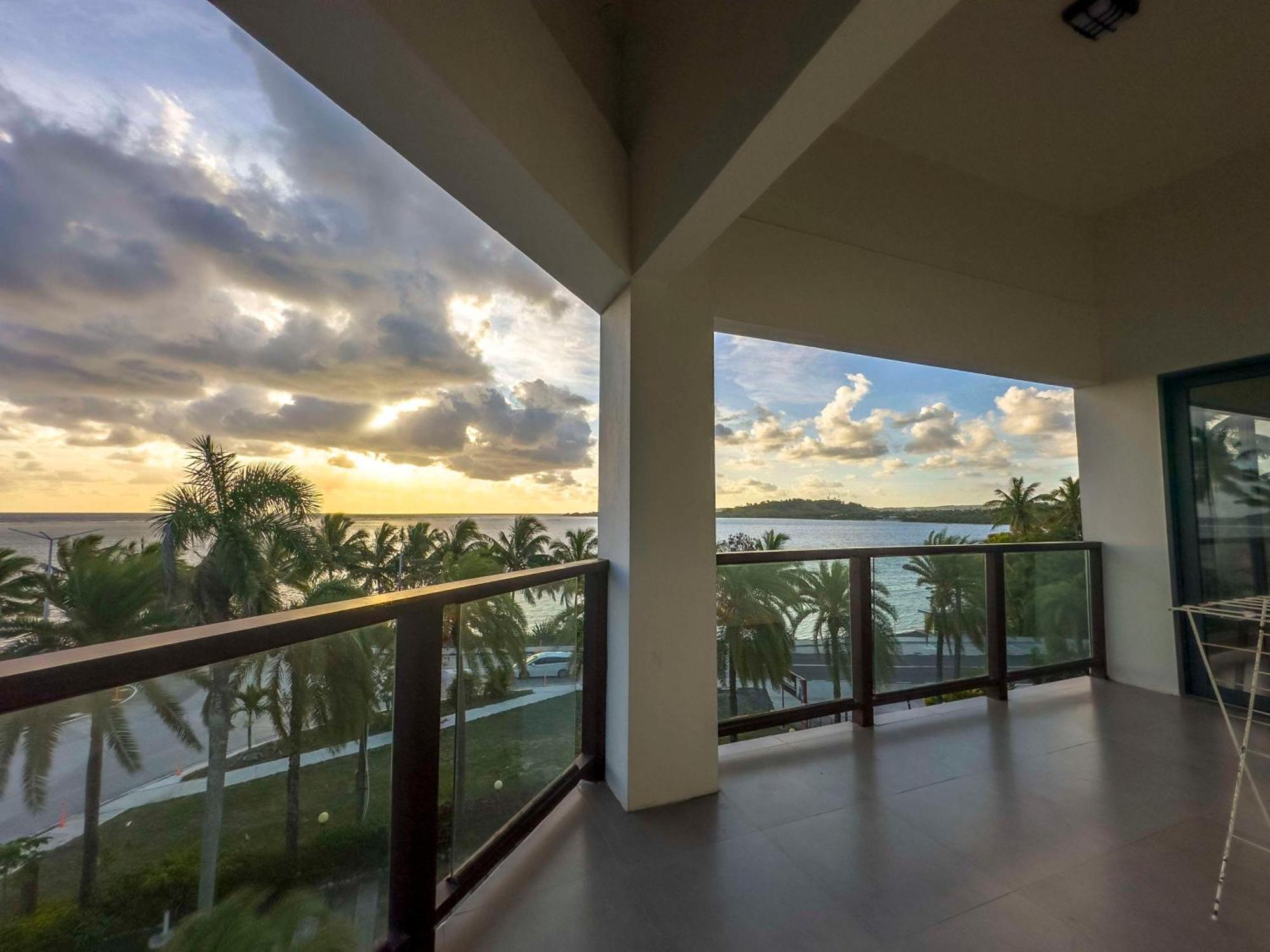 Ramada Suites By Wyndham Seafront Coral Coast Korotogo Exterior foto