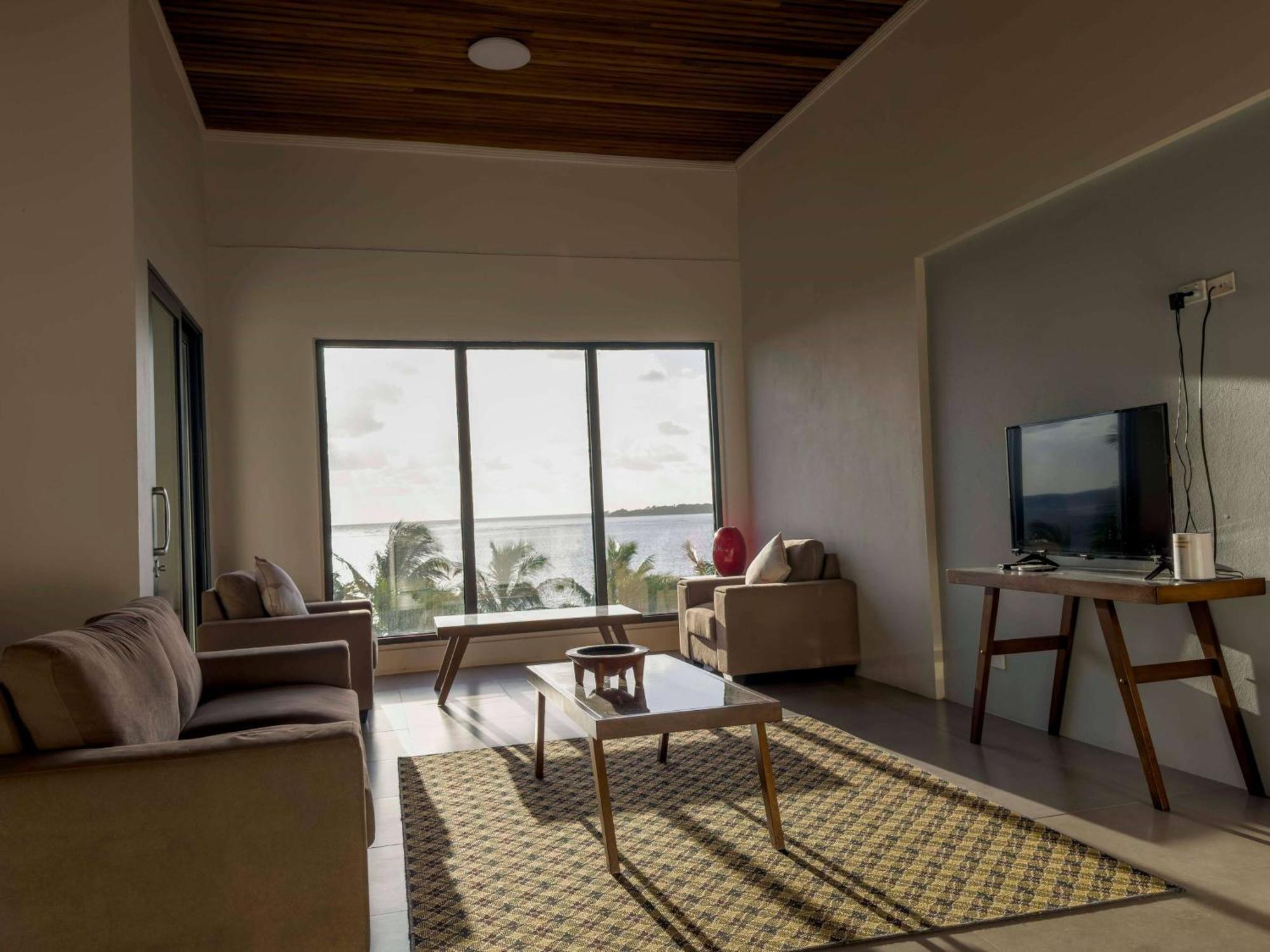 Ramada Suites By Wyndham Seafront Coral Coast Korotogo Exterior foto