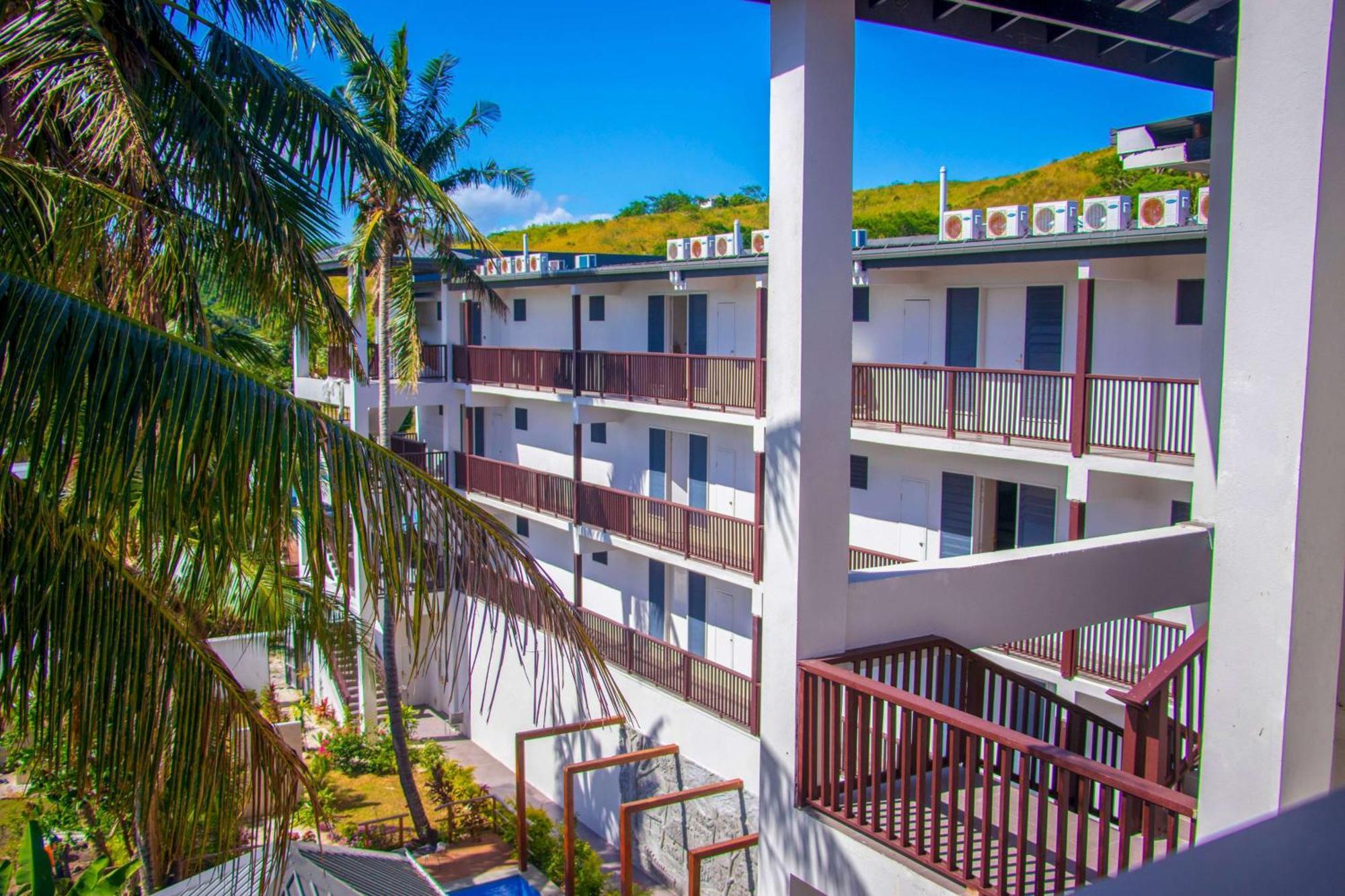 Ramada Suites By Wyndham Seafront Coral Coast Korotogo Exterior foto