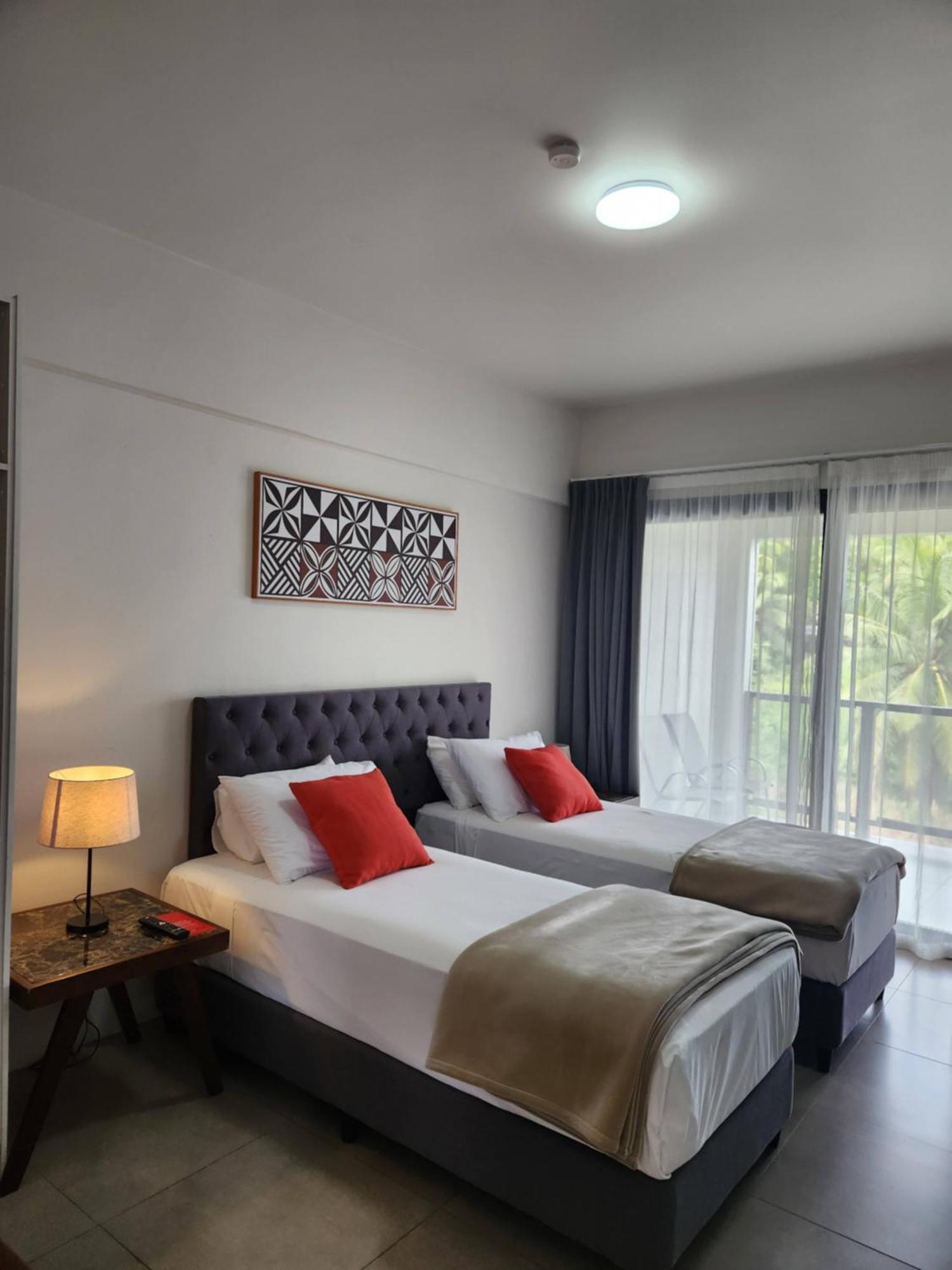 Ramada Suites By Wyndham Seafront Coral Coast Korotogo Exterior foto