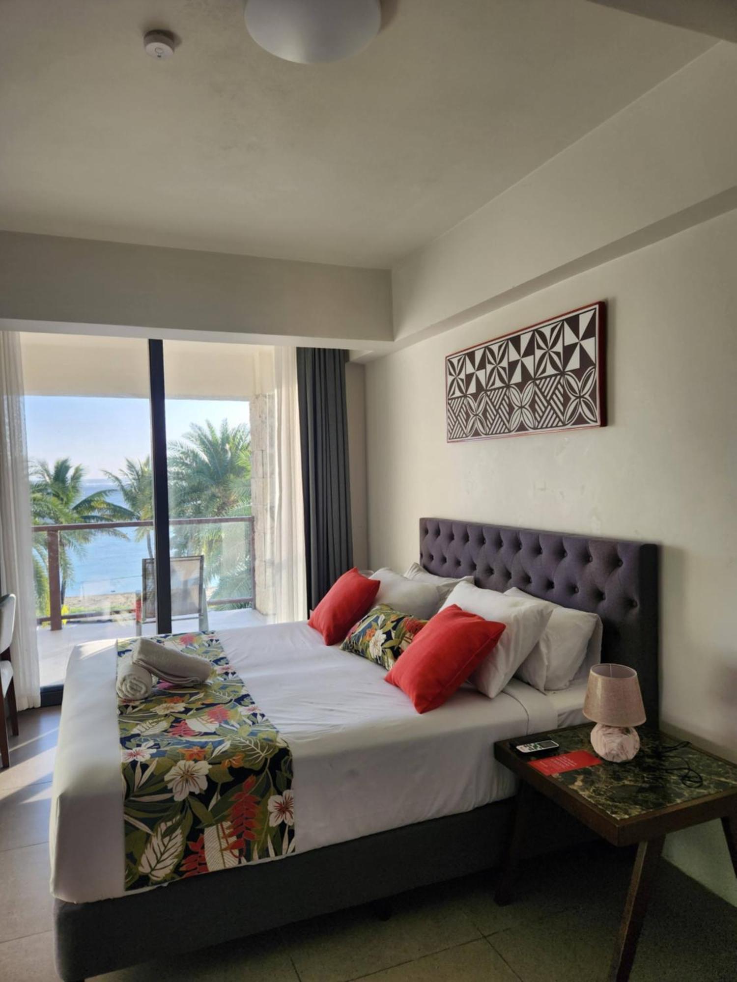 Ramada Suites By Wyndham Seafront Coral Coast Korotogo Exterior foto